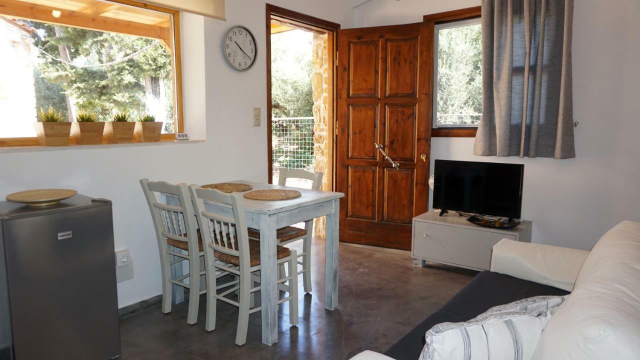 Studio Panagiota - Oasis Holiday Houses Kokkinos Pirgos Exterior photo